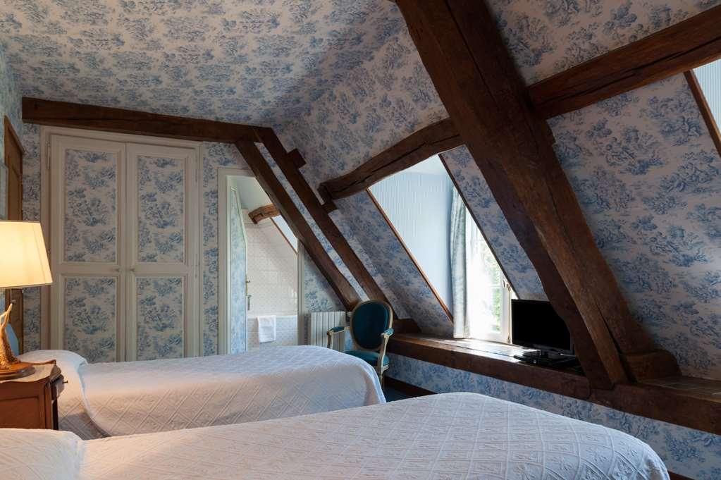 Chateau Du Landel, The Originals Relais Bezancourt Room photo